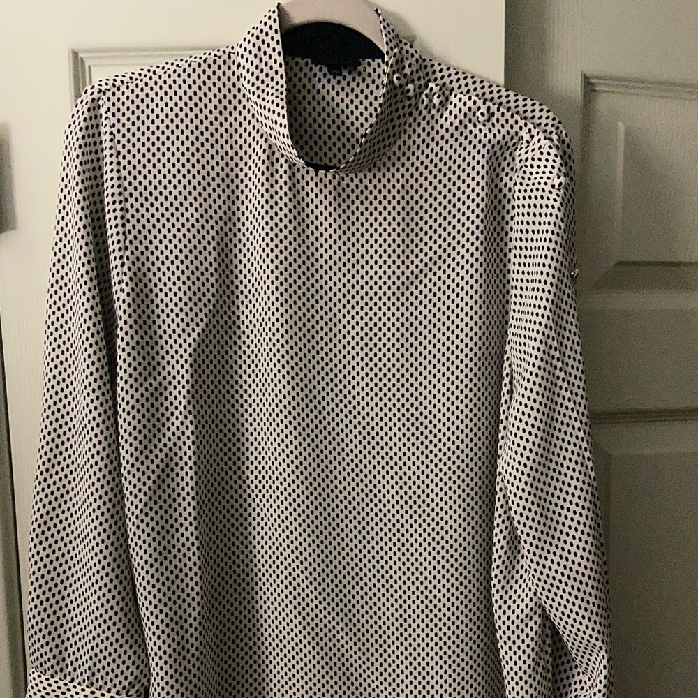 Who What Wear white & black polka dot blouse Size L